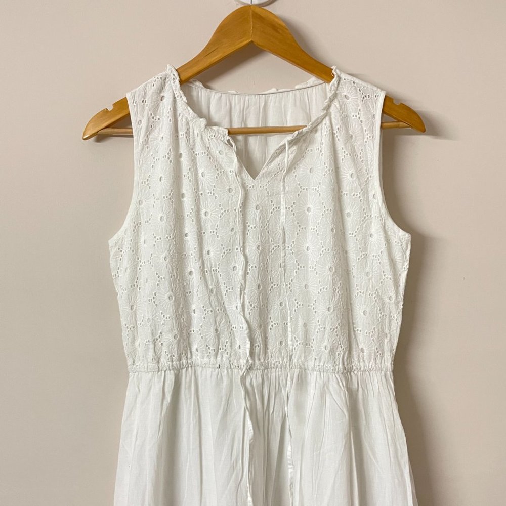 Medium- 100% Cotton White Maxi Dress - Picture 5 of 7